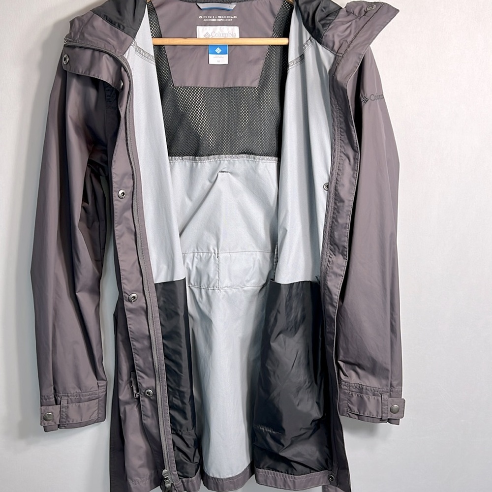 Columbia Omni-Shield Advanced Repellency Hooded Rain Trench Coat size M - Picture 13 of 14